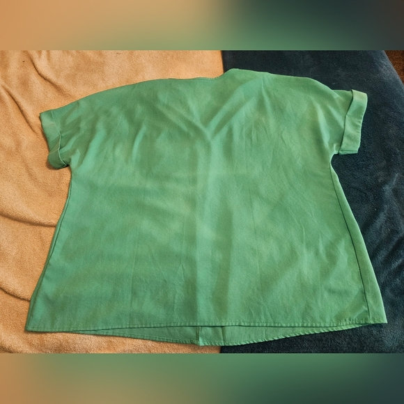 Shopin LA 2X Slinky Blouse in Mint/Seafoam Green - Picture 7 of 7